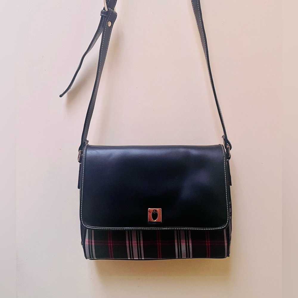 Liz Claiborne Black, Red and White Plaid Purse - Picture 16 of 16